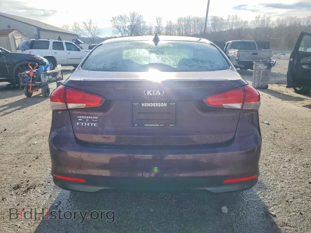 2017 KIA FORTE - VIN: 3KPFK4A71HE038685 - Фото 6