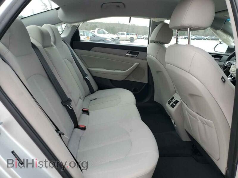 2019 Hyundai SONATA (VIN 5NPE34AF6KH739919) — photo 10 of 13