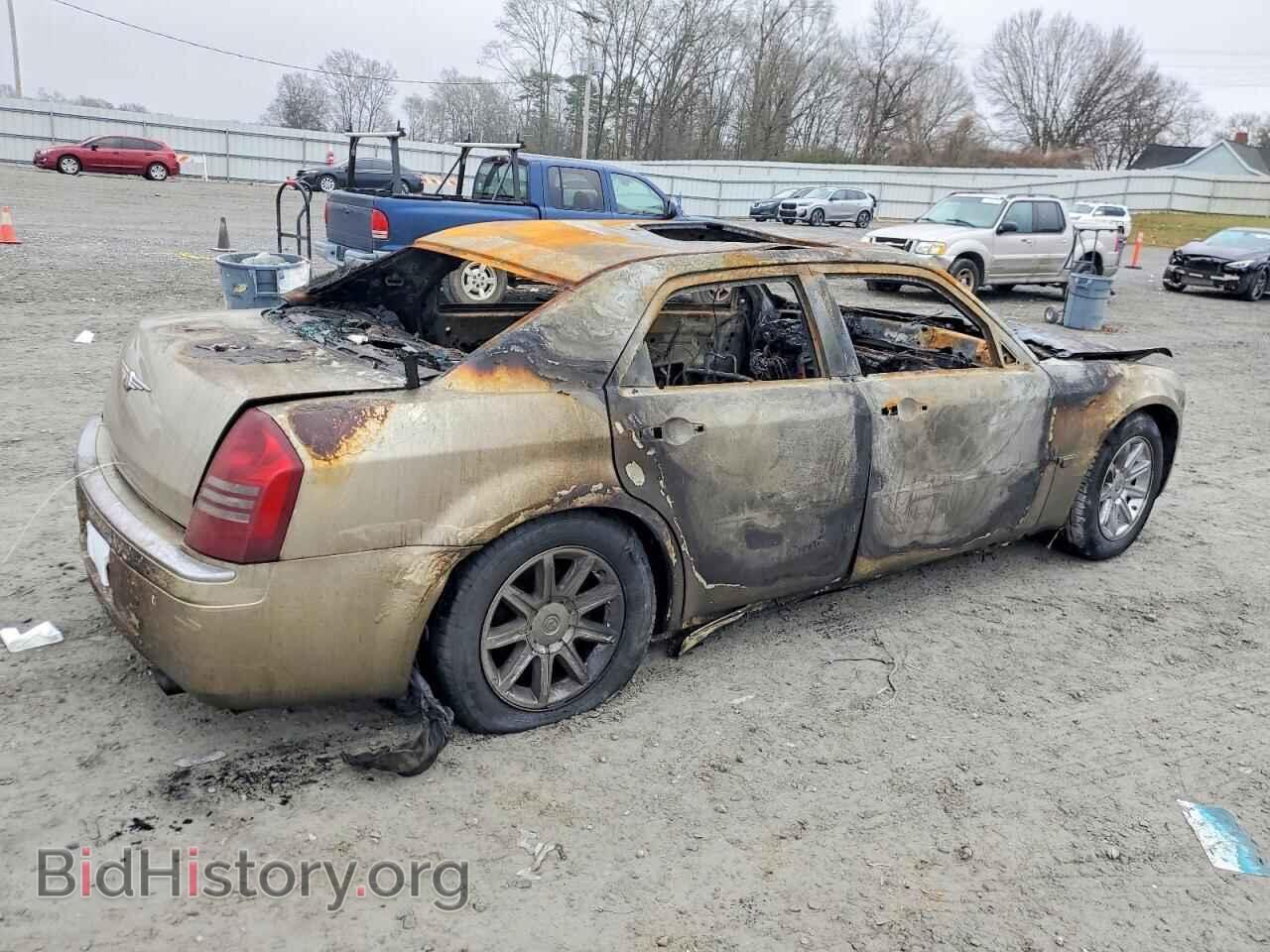 2006 CHRYSLER 300 - VIN: 2C3KA63H36H409144 - Фото 3