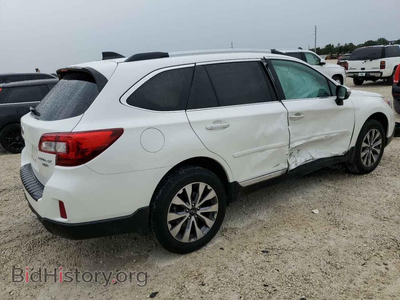 2017 SUBARU OUTBACK - VIN: 4S4BSETC6H3369179 - Фото 3