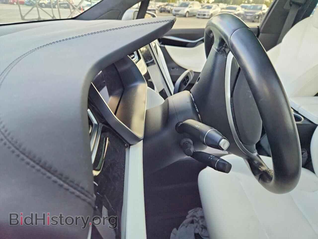 2018 TESLA MODEL X - VIN: 5YJXCAE24JF090181 - Фото 9