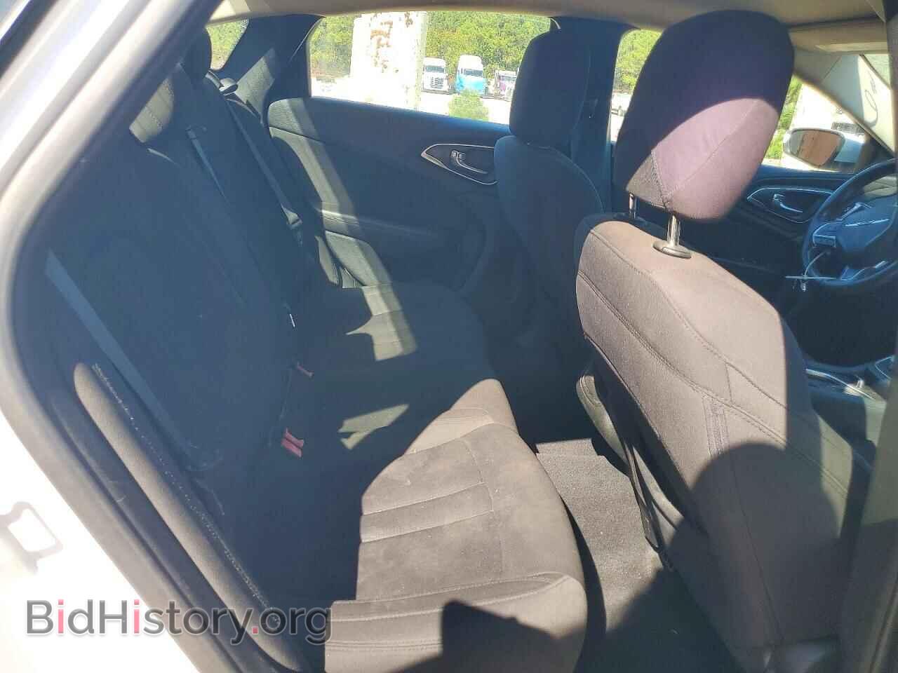 2015 CHRYSLER 200 - VIN: 1C3CCCAB5FN642803 - Фото 10