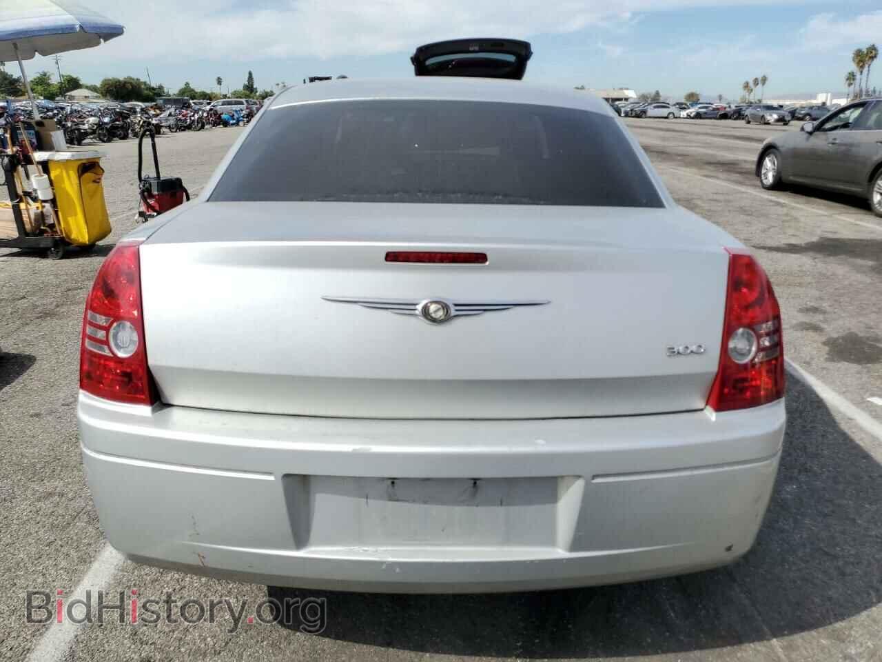 2009 CHRYSLER 300 - VIN: 2C3KA43D79H516641 - Фото 6
