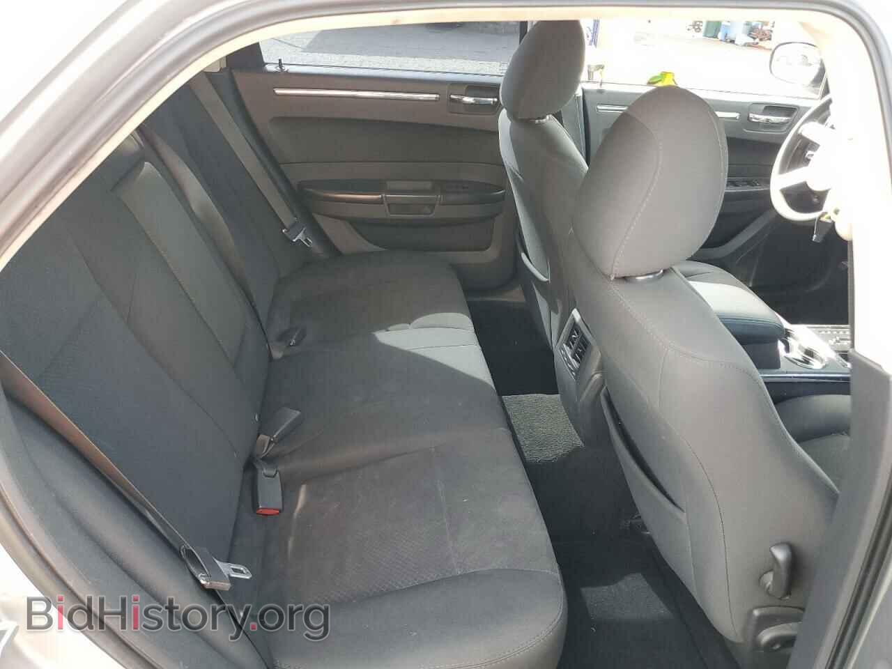 2009 CHRYSLER 300 - VIN: 2C3KA43D79H516641 - Фото 10