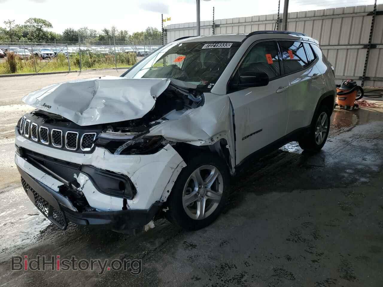 Фотография 3C4NJDBN5PT552688 - JEEP COMPASS 2023