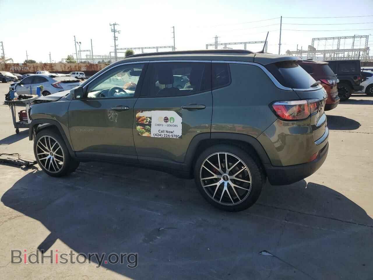 2017 JEEP COMPASS - VIN: 3C4NJCBB2HT652796 - Photo 2