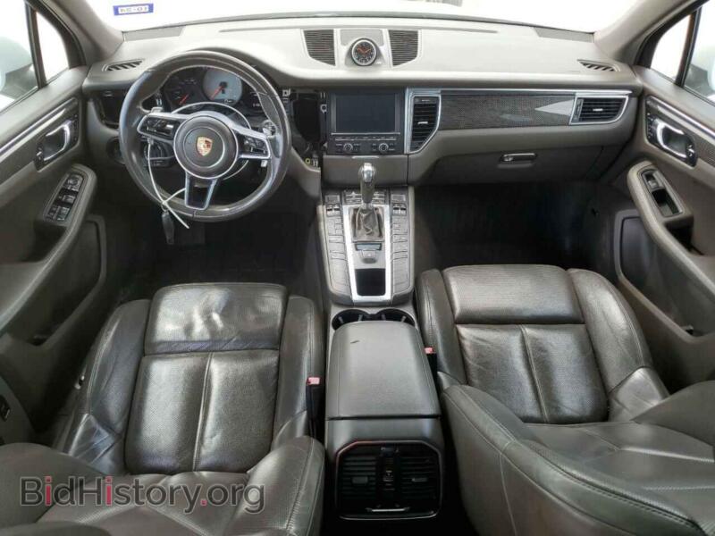 2016 Porsche MACAN (VIN WP1AB2A5XGLB48751) — фото 8 из 14