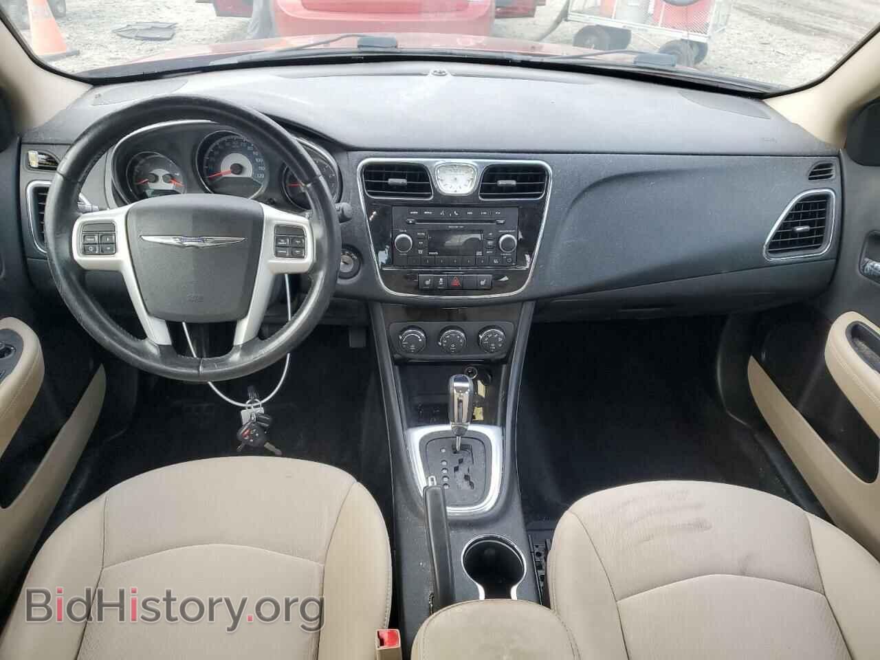 2012 CHRYSLER 200 - VIN: 1C3CCBBB0CN300745 - Фото 8