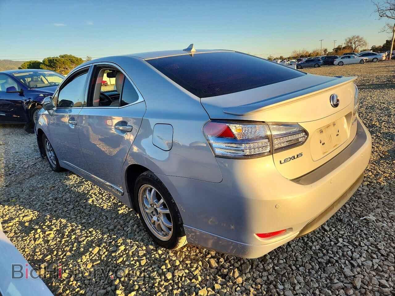 2010 LEXUS HS - VIN: JTHBB1BAXA2014829 - Photo 2