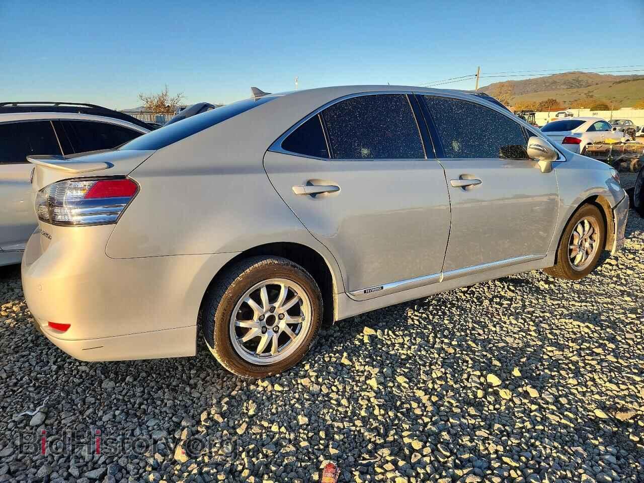 2010 LEXUS HS - VIN: JTHBB1BAXA2014829 - Photo 3