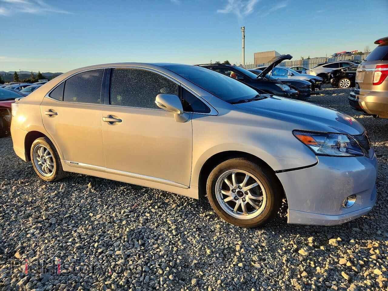 2010 LEXUS HS - VIN: JTHBB1BAXA2014829 - Photo 4