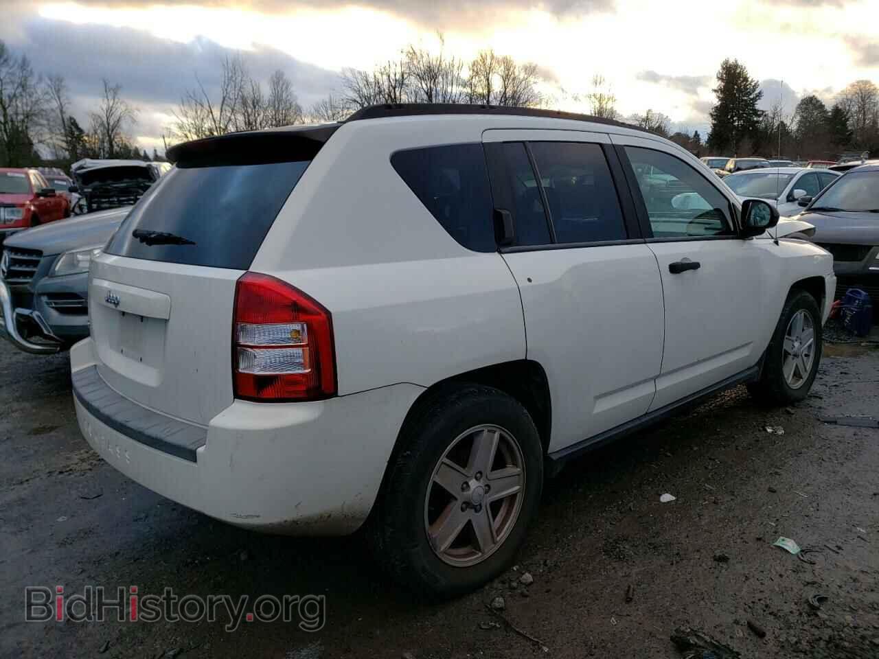 2007 JEEP COMPASS - VIN: 1J8FF47W57D165936 - Фото 3