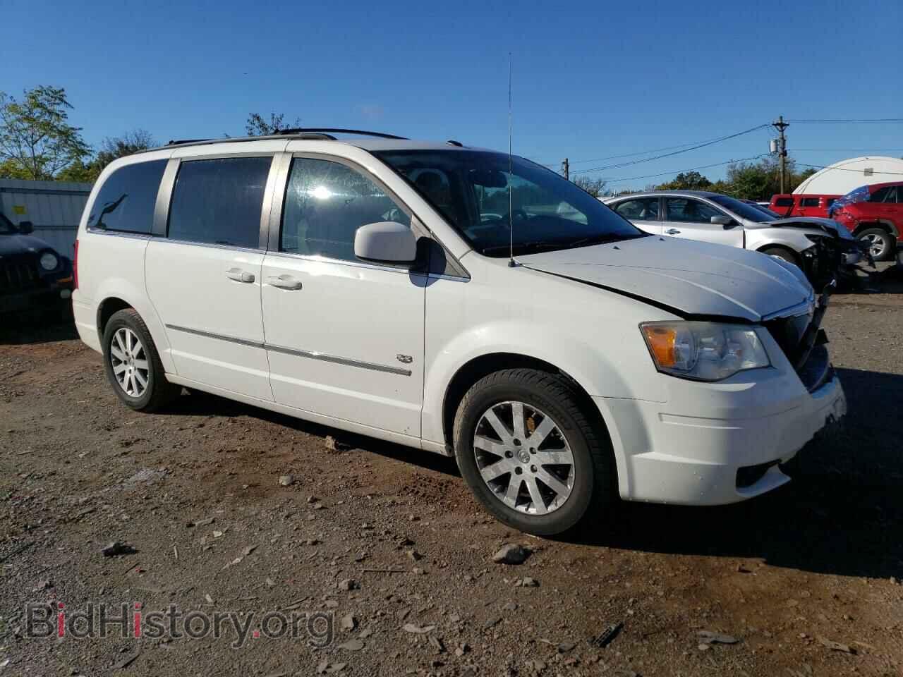 2009 CHRYSLER MINIVAN - VIN: 2A8HR54169R646874 - Фото 4