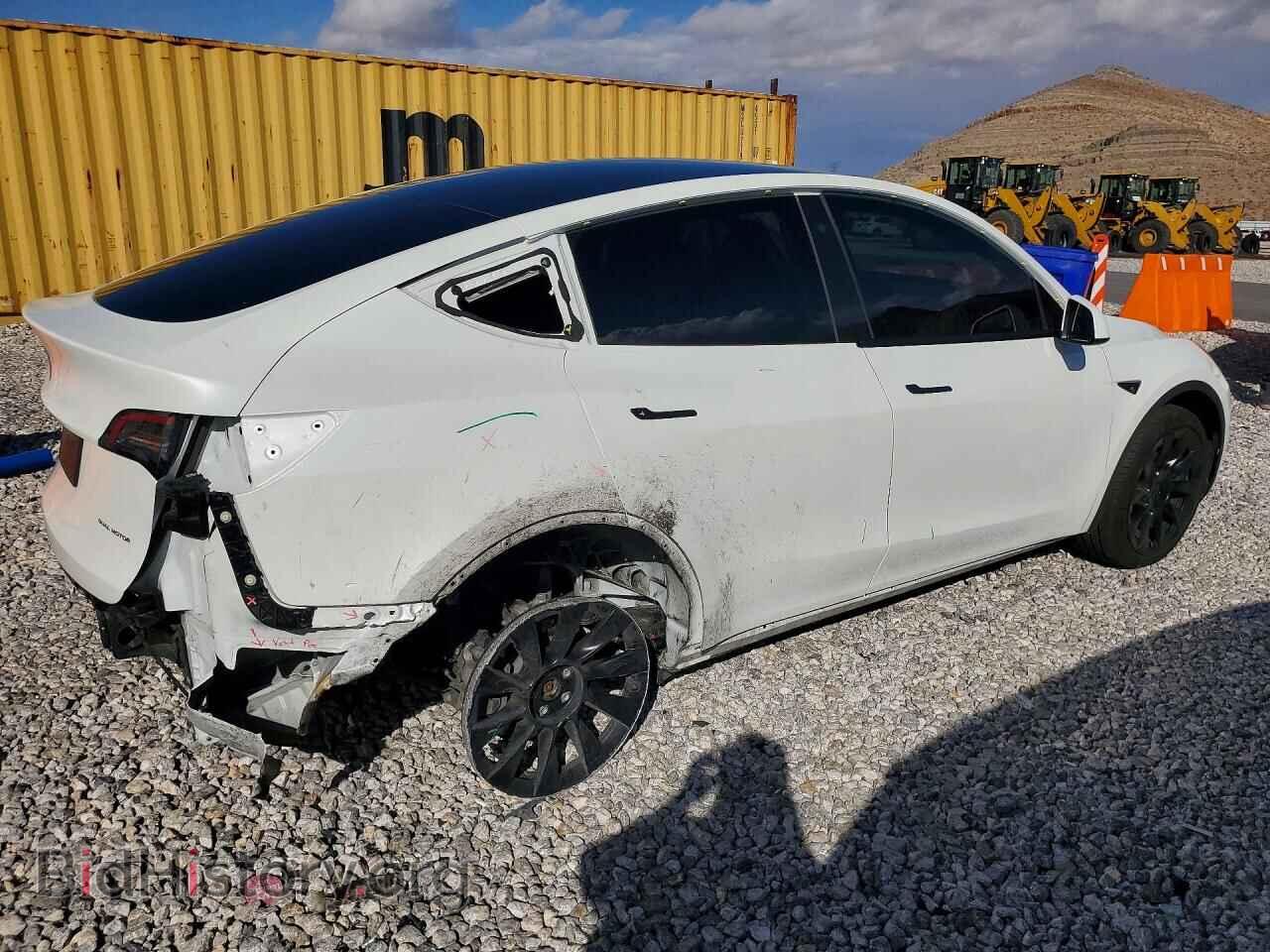 2023 TESLA MODEL Y - VIN: 7SAYGDEE7PF696395 - Photo 3