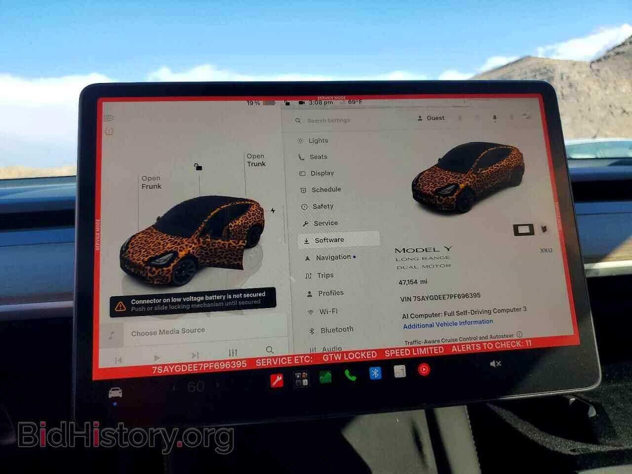2023 TESLA MODEL Y - VIN: 7SAYGDEE7PF696395 - Photo 9