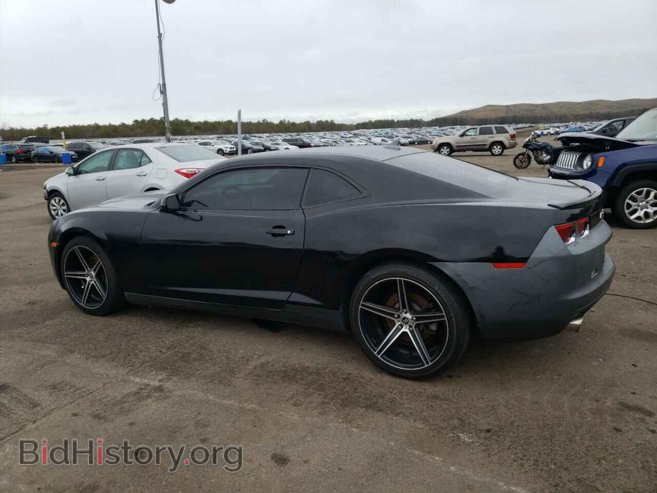 2013 CHEVROLET CAMARO - VIN: 2G1FB1E38D9216695 - Фото 2