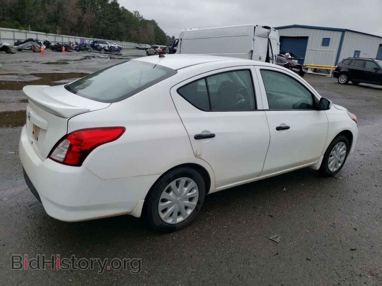 2017 NISSAN VERSA - VIN: 3N1CN7AP1HL822830 - Фото 3