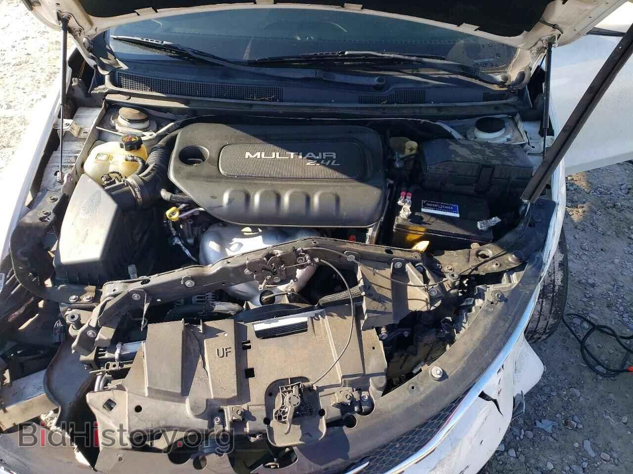2017 CHRYSLER 200 - VIN: 1C3CCCAB0HN511670 - Фото 11