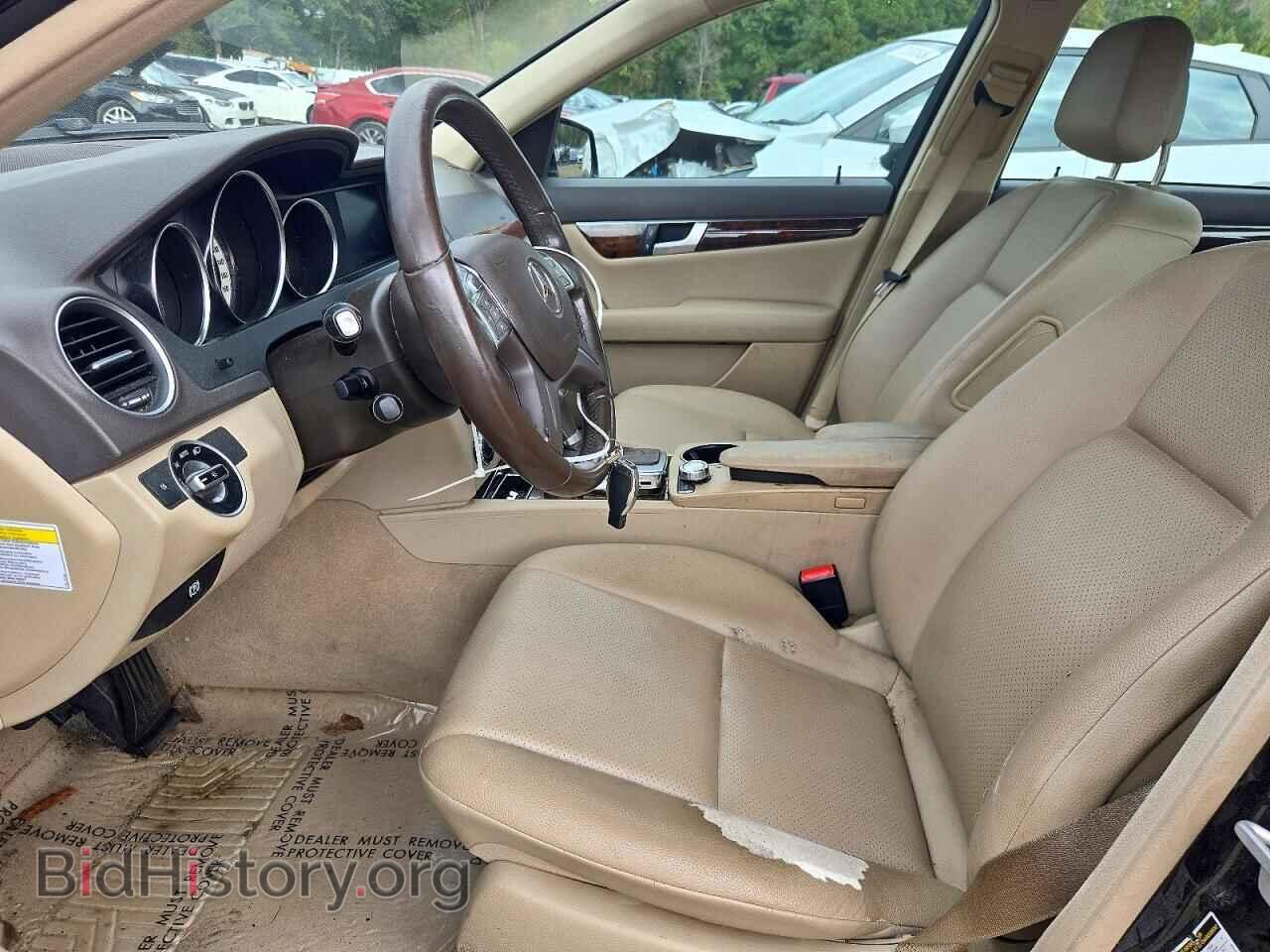 2014 MERCEDES-BENZ C-CLASS - VIN: WDDGF8AB2EG175687 - Фото 7