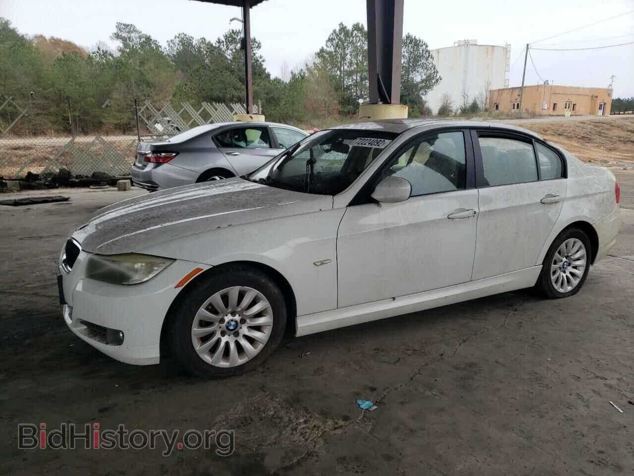 Photo WBAPH73569A174165 - BMW 3 SERIES 2009