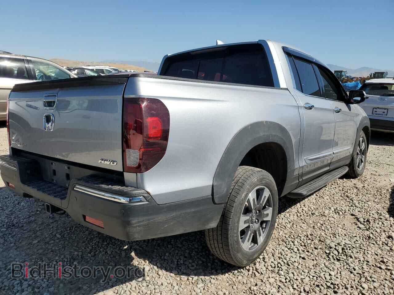 2018 HONDA RIDGELINE - VIN: 5FPYK3F79JB008238 - Фото 3