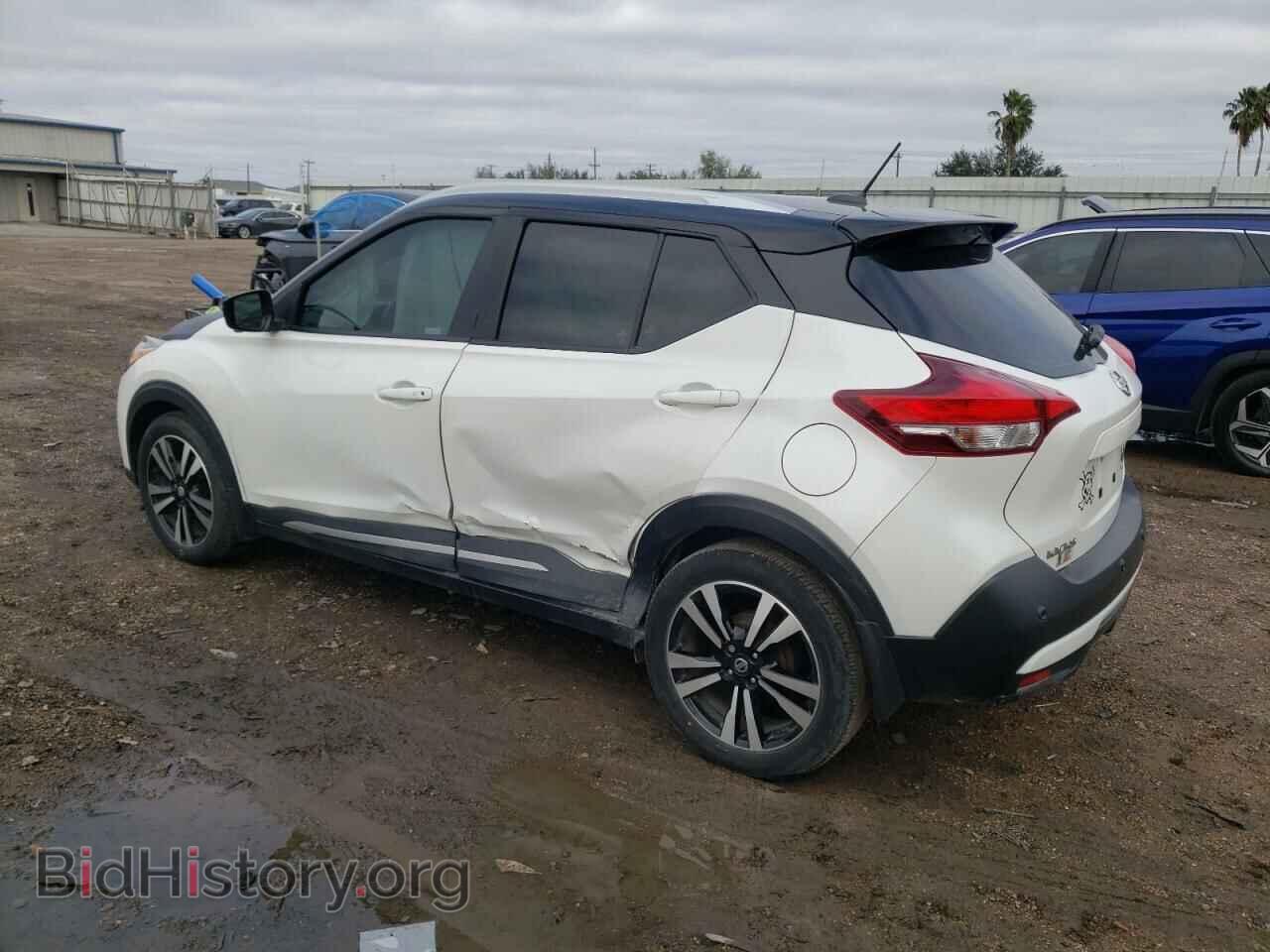 2020 NISSAN KICKS - VIN: 3N1CP5DV8LL564839 - Фото 2