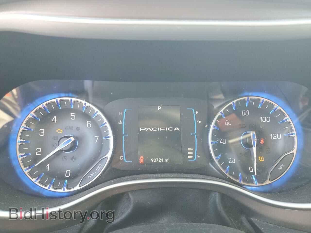 2017 CHRYSLER PACIFICA - VIN: 2C4RC1BG4HR661496 - Photo 9