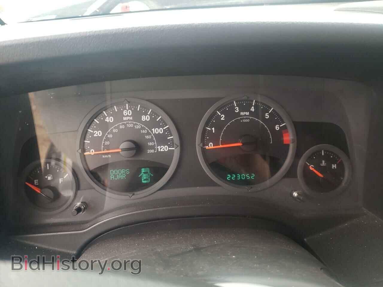 2007 JEEP COMPASS - VIN: 1J8FT47W77D223201 - Photo 9