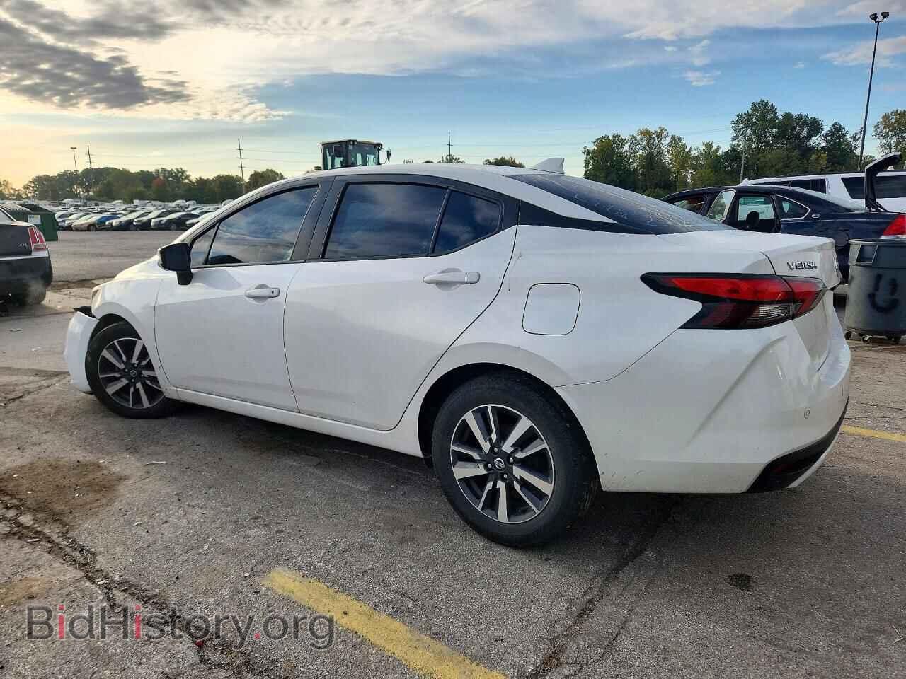 2020 NISSAN VERSA - VIN: 3N1CN8EVXLL882404 - Фото 2