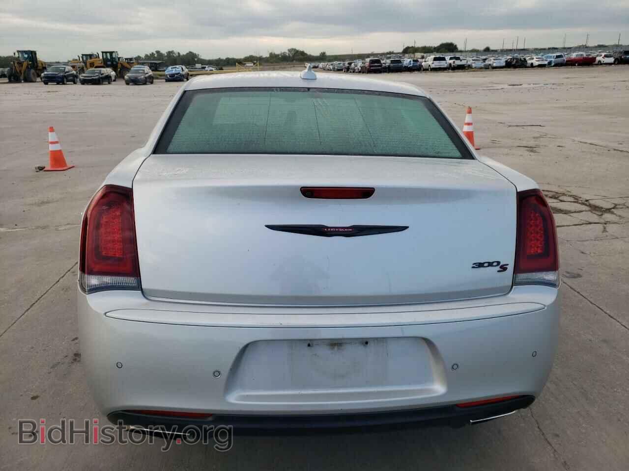 2021 CHRYSLER 300 - VIN: 2C3CCABG3MH524043 - Фото 6