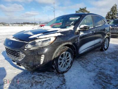 2020 Ford ESCAPE SE, black — VIN 1FMCU0G60LUA74202, Copart