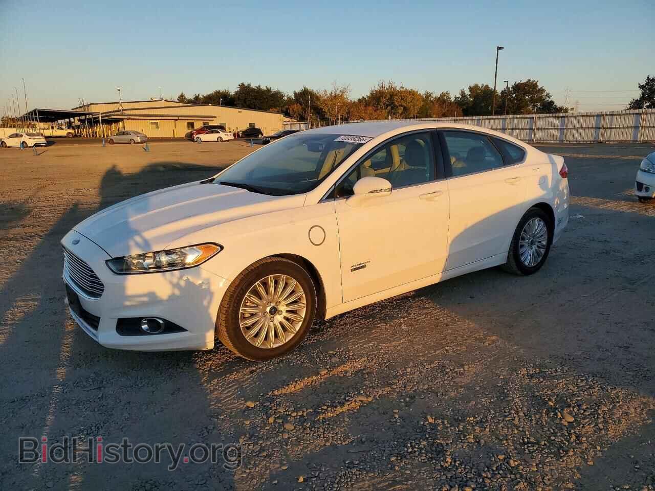 Photo 3FA6P0PU5GR166495 - FORD FUSION 2016