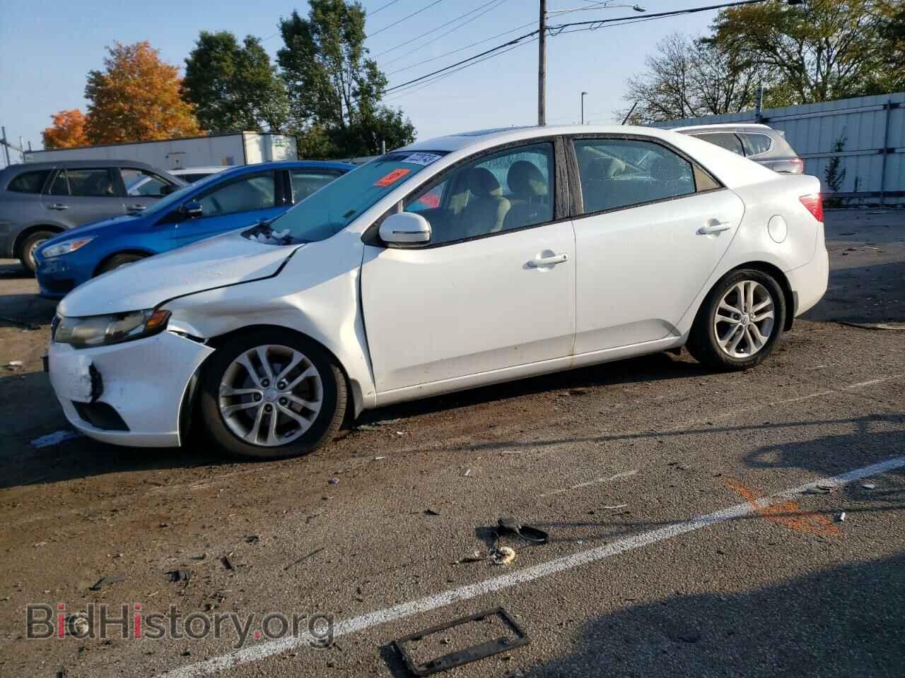Фотография KNAFU4A21B5396559 - KIA FORTE 2011