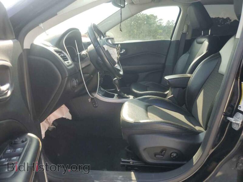 2020 Jeep COMPASS (VIN 3C4NJCBB2LT133837) — photo 7 of 13