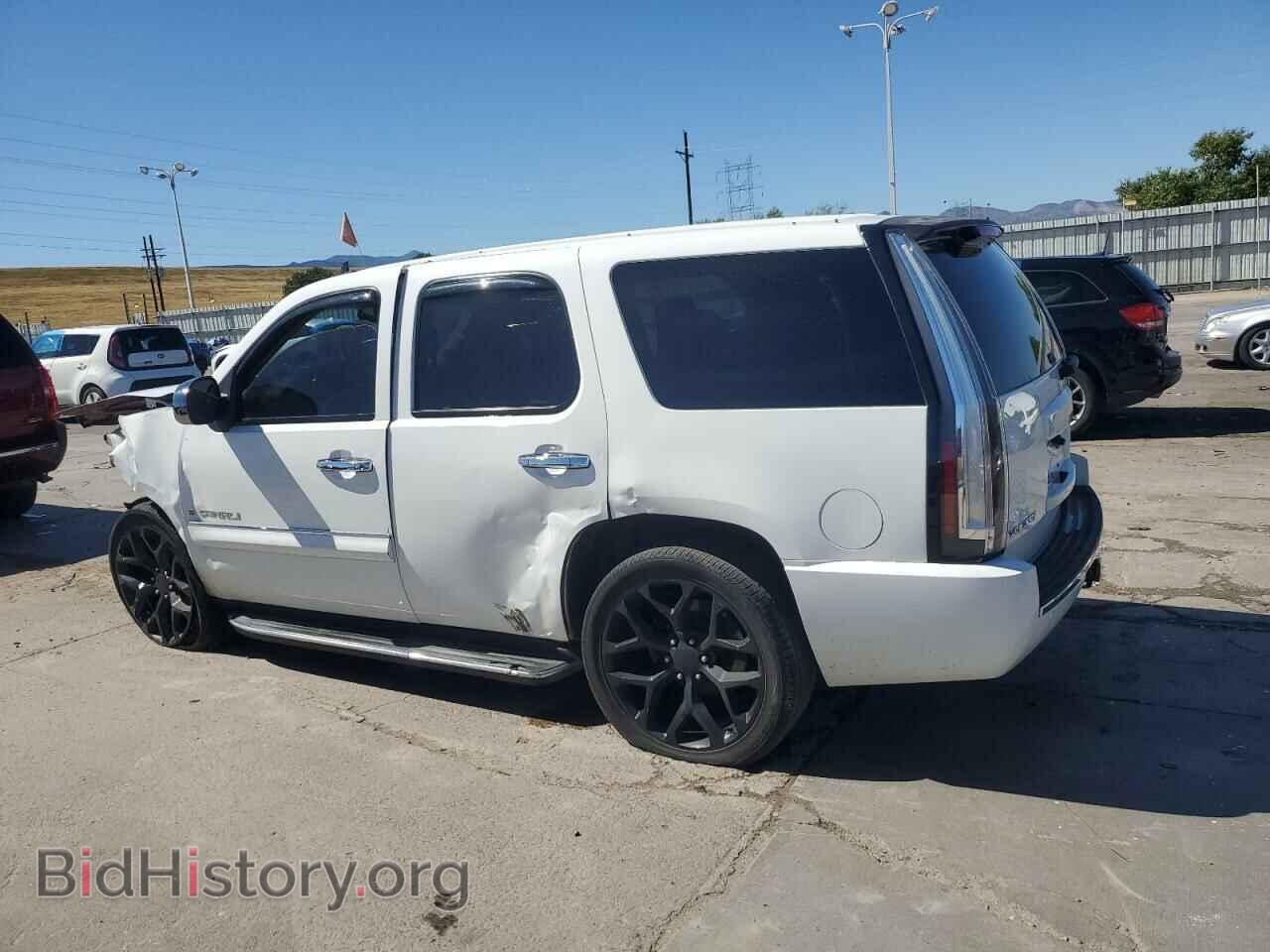 2007 GMC YUKON - VIN: 1GKFK63897J319124 - Фото 2