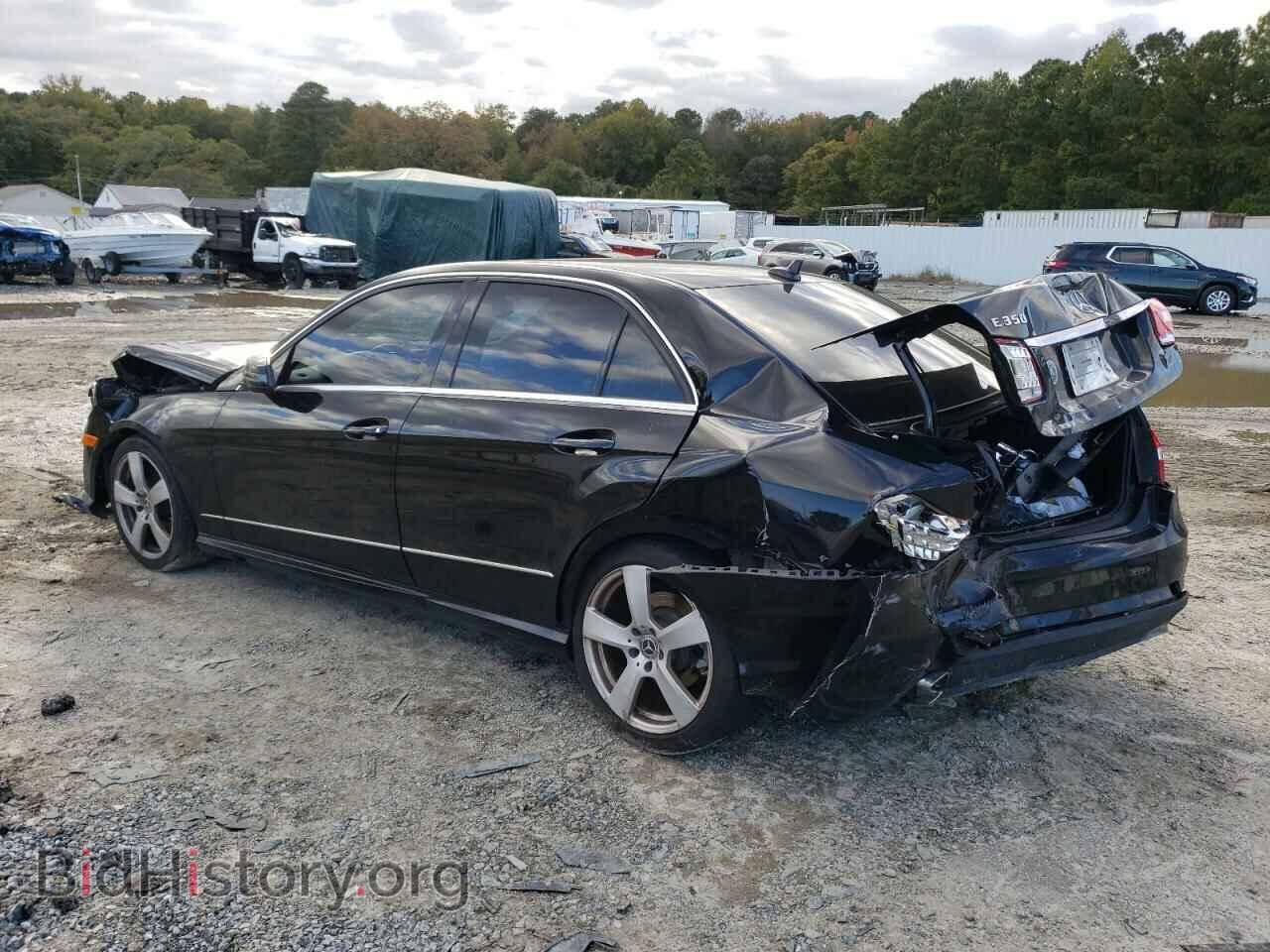2011 MERCEDES-BENZ E-CLASS - VIN: WDDHF5GB2BA320526 - Фото 2