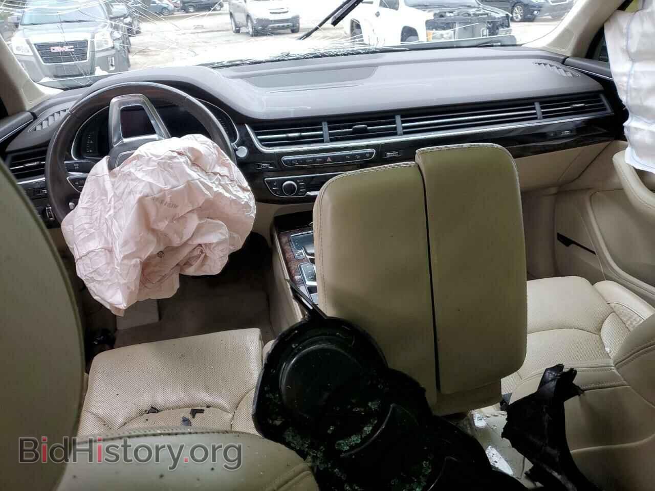 2017 AUDI Q7 - VIN: WA1VAAF72HD004207 - Фото 8