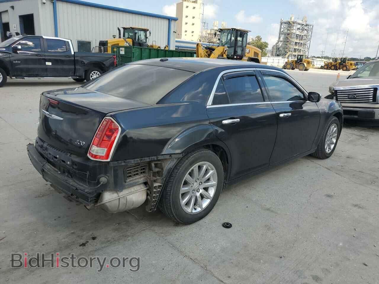 2012 CHRYSLER 300 - VIN: 2C3CCACG7CH308371 - Фото 3