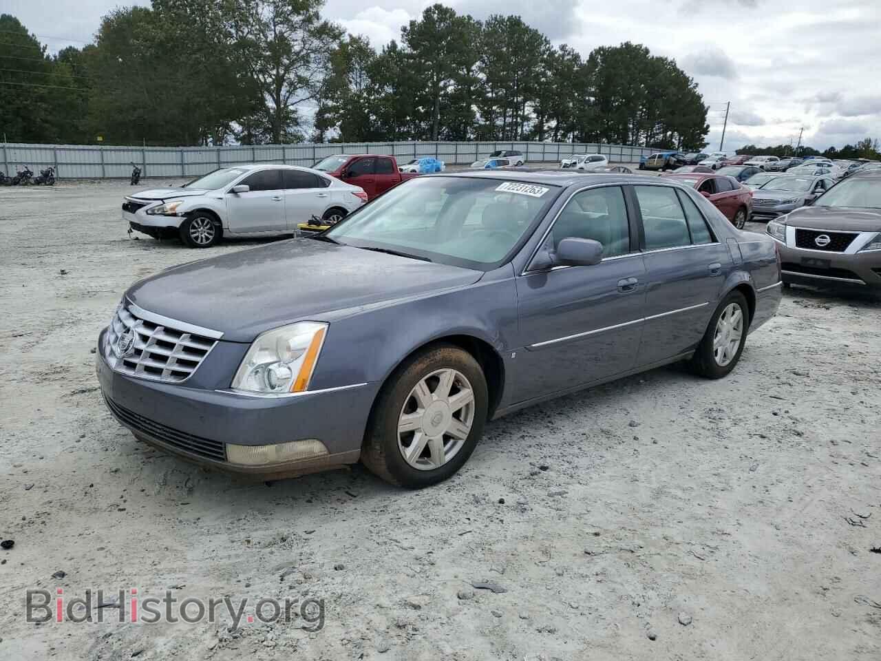 Photo 1G6KD57YX7U114857 - CADILLAC DTS 2007