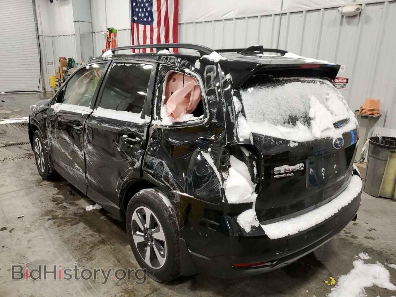 2018 SUBARU FORESTER - VIN: JF2SJAEC8JH530087 - Фото 2