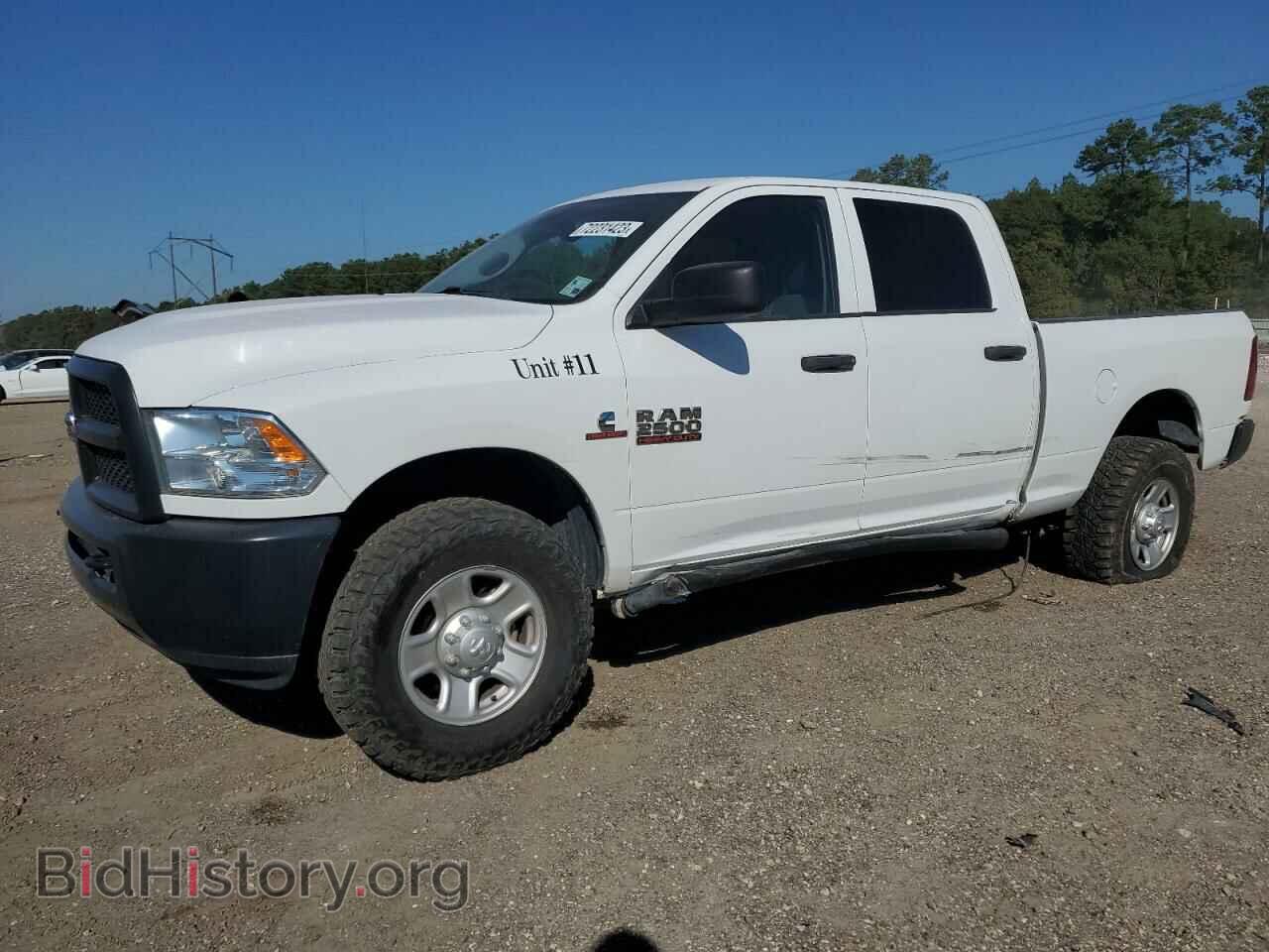 Photo 3C6UR5CL3JG283797 - RAM All Models 2018