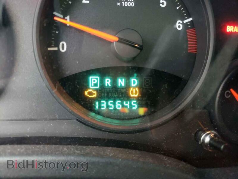 2011 Jeep COMPASS (VIN 1J4NF1FB1BD219137) — photo 9 of 13