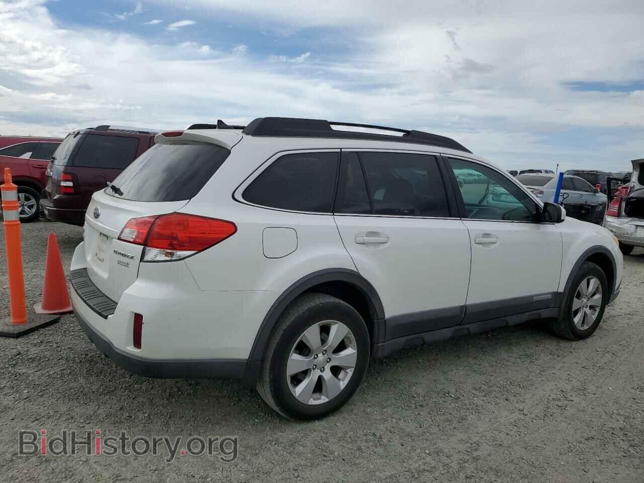 2011 SUBARU OUTBACK - VIN: 4S4BRBLC7B3344325 - Фото 3
