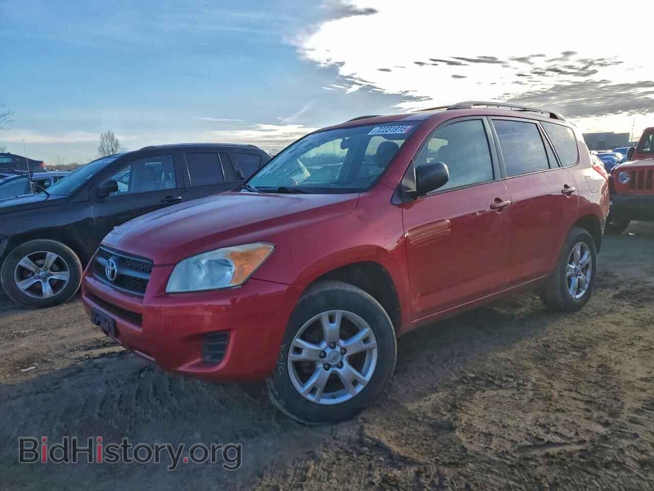 Фотография JTMBF4DV6C5057721 - TOYOTA RAV4 2012