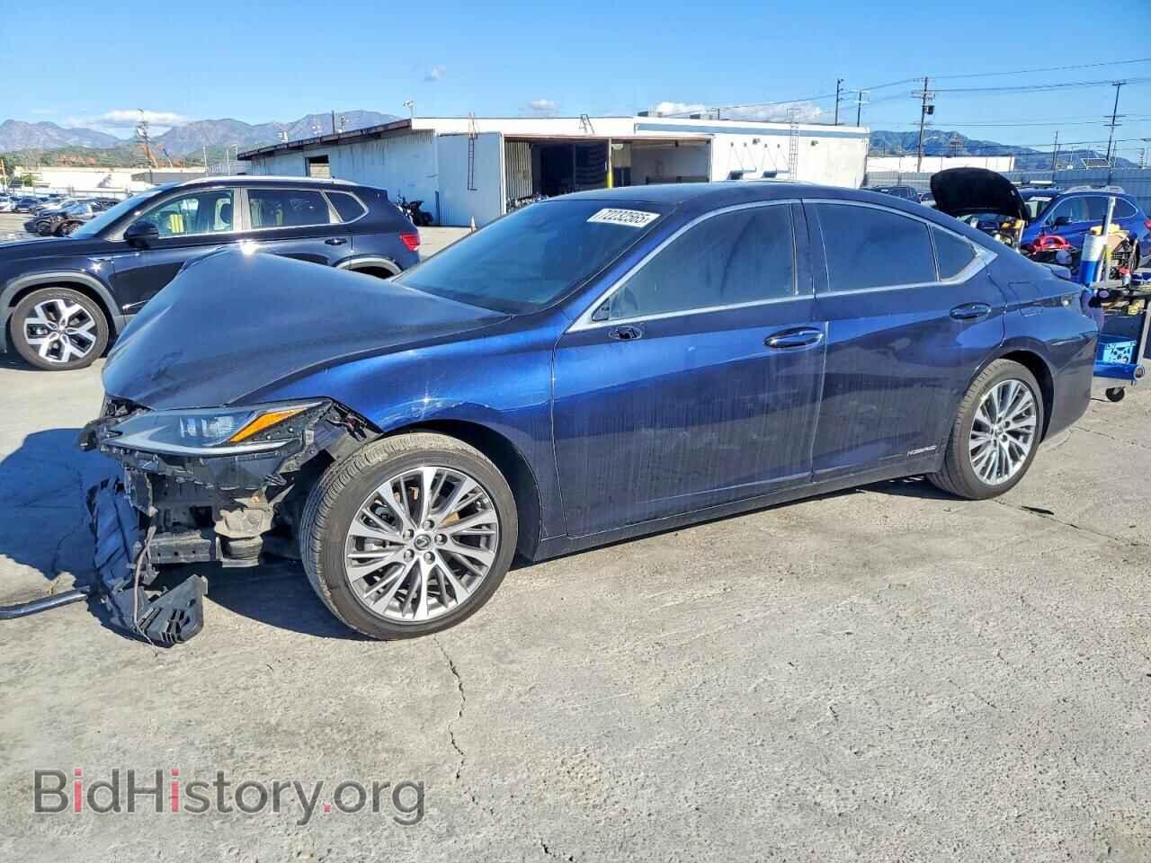 Photo 58ADA1C16MU010107 - LEXUS ES300 2021