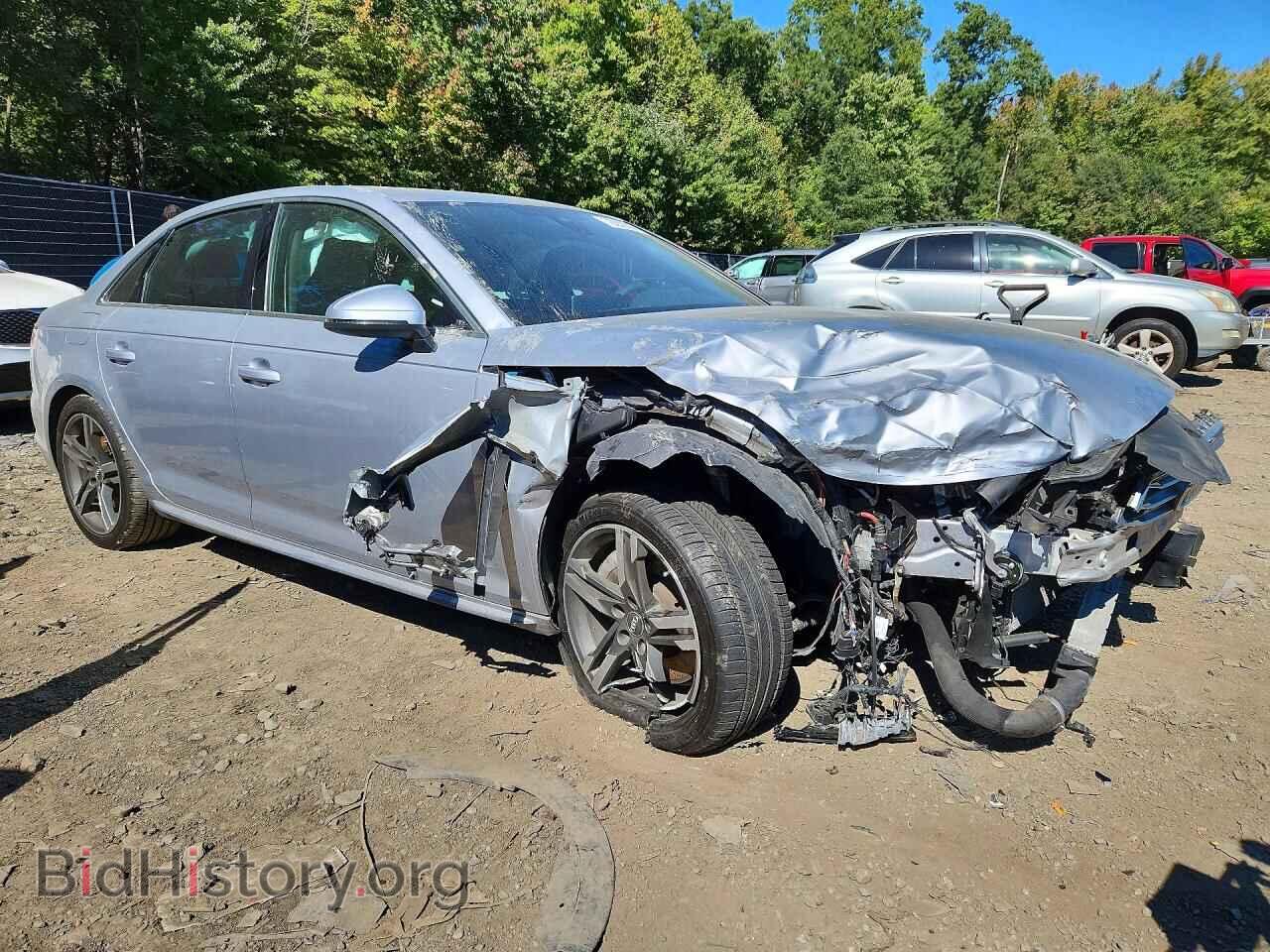 2018 AUDI A4 - VIN: WAUENAF4XJA201002 - Photo 4