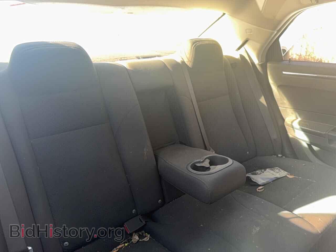 2010 CHRYSLER 300 - VIN: 2C3CA4CD5AH164913 - Фото 6