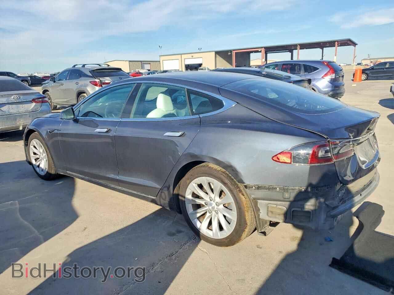 2020 TESLA MODEL S - VIN: 5YJSA1E2XLF369198 - Фото 2