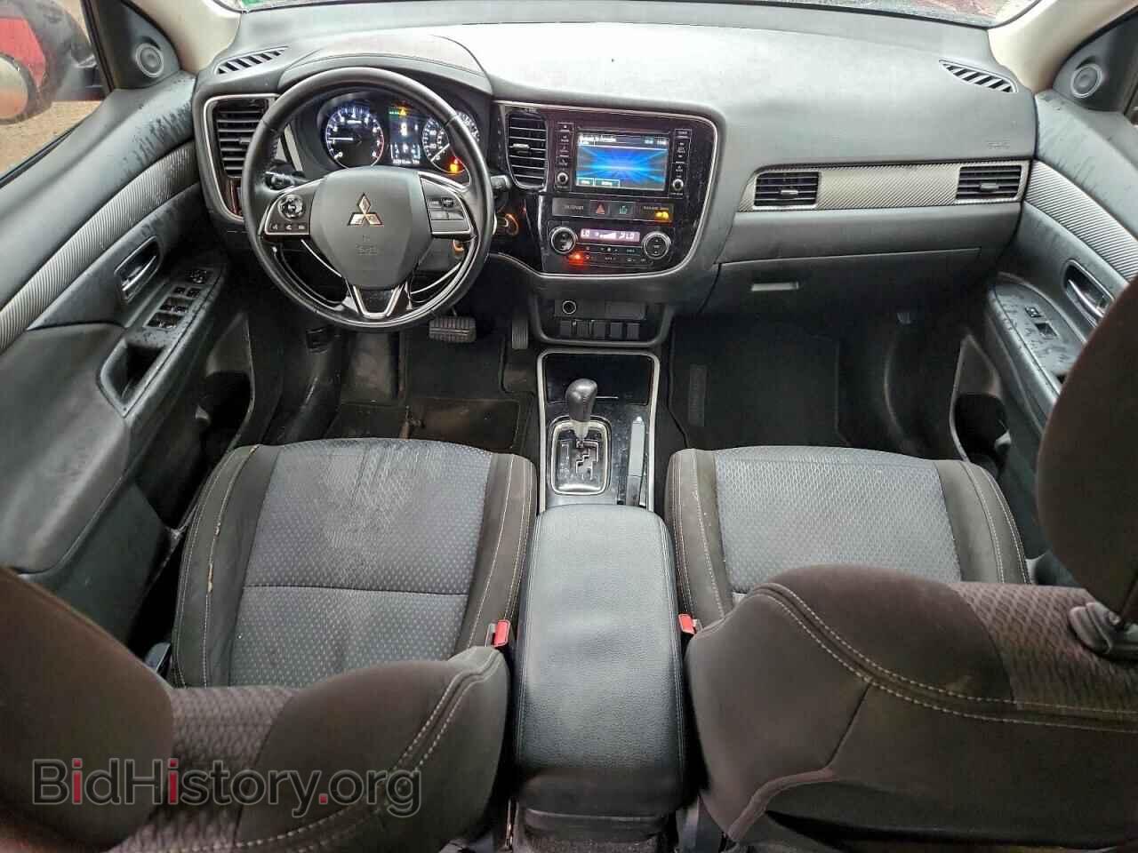 2017 MITSUBISHI OUTLANDER - VIN: JA4AD2A32HZ047223 - Фото 8