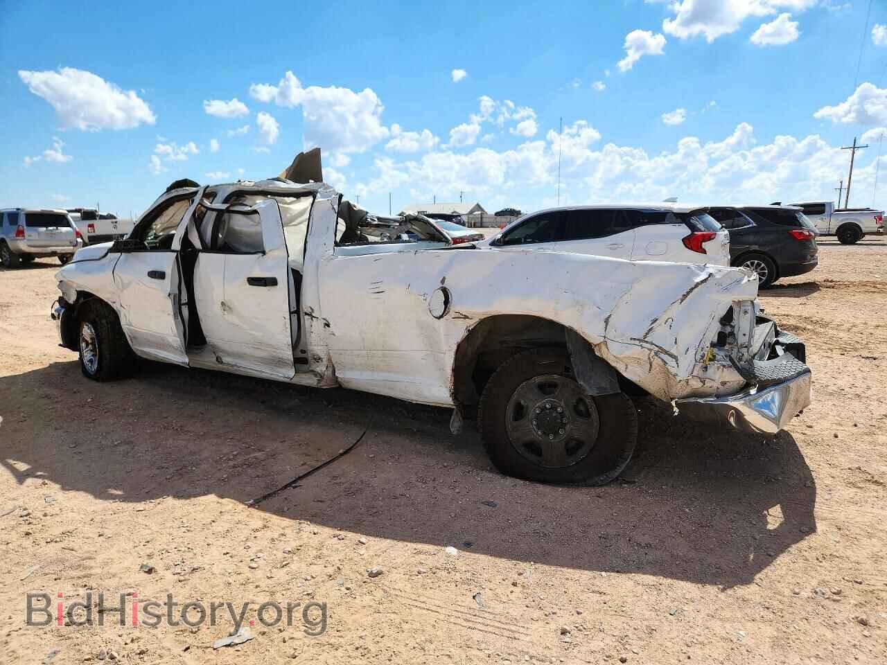 2017 RAM 2500 - VIN: 3C6UR5HL4HG589359 - Photo 2